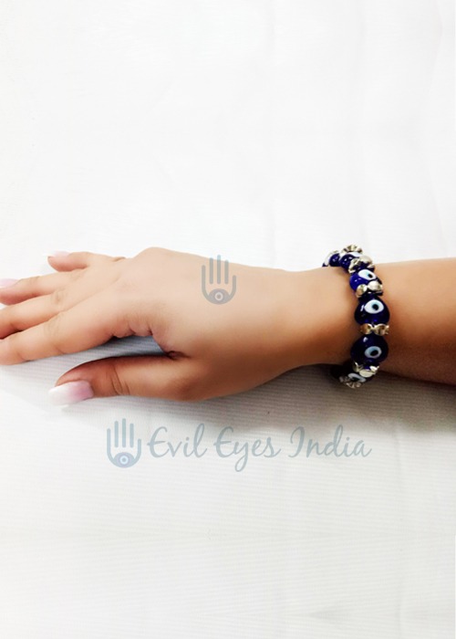 Heart Shaped Evil Eyes Bracelet