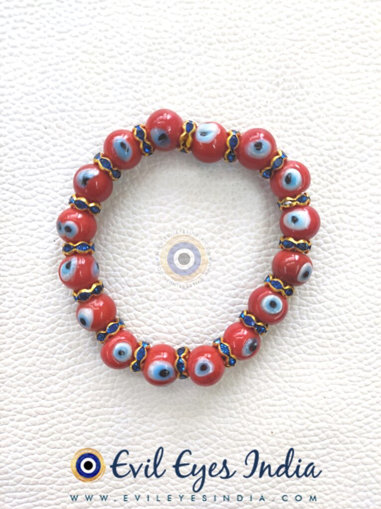 Full evil eyes with zircon bracelets