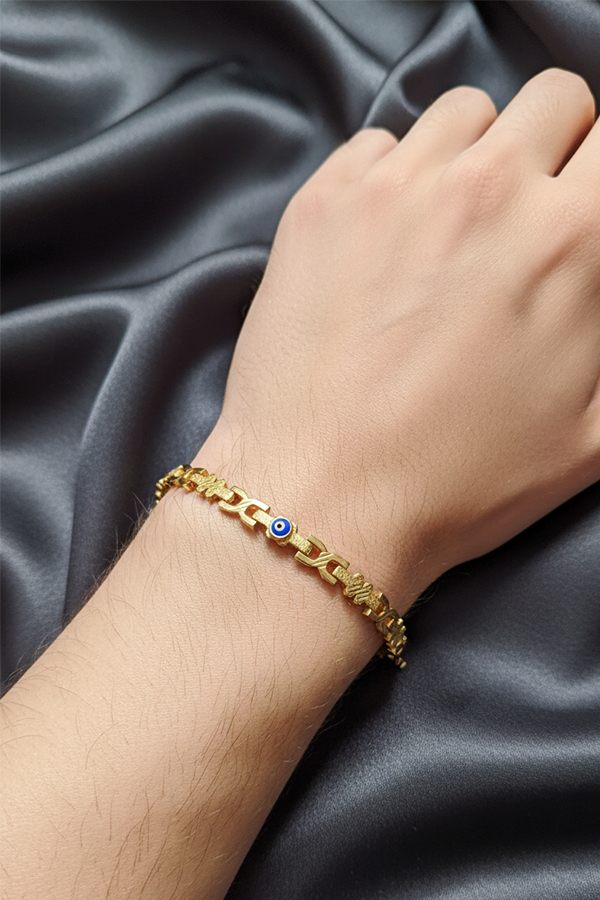 Bold Gold Anti-Tarnish Geometric Link Bracelet with Evil Eye Charm