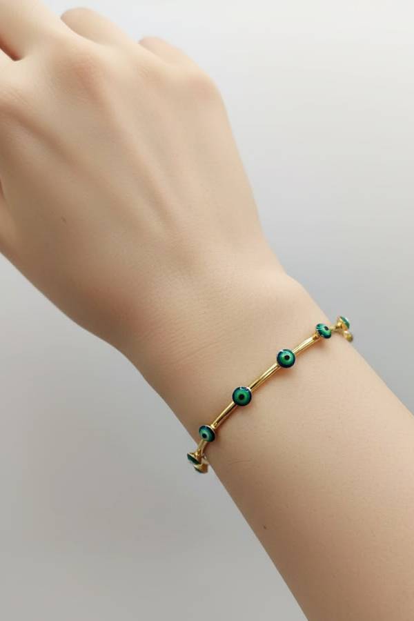 Elegant Gold Evil Eye Bead Bangle – Minimal Protection Charm for Women