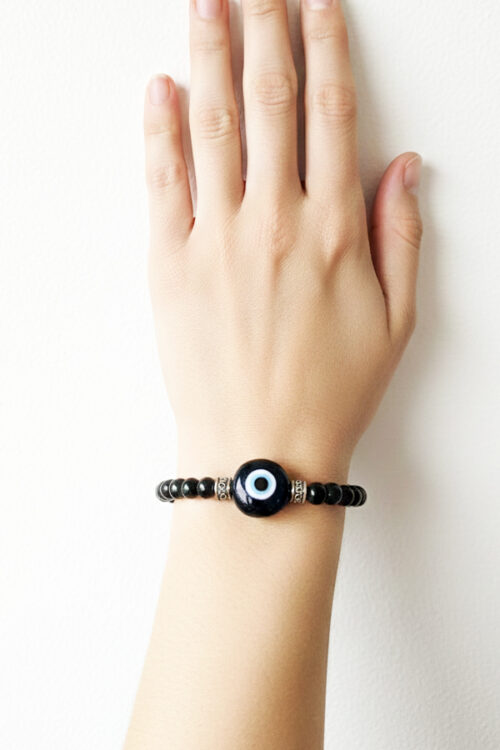 Black Onyx Style Beaded Bracelet with Central Evil Eye